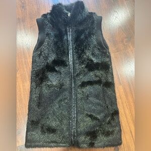 Hilary Radley faux fur black vest XS
